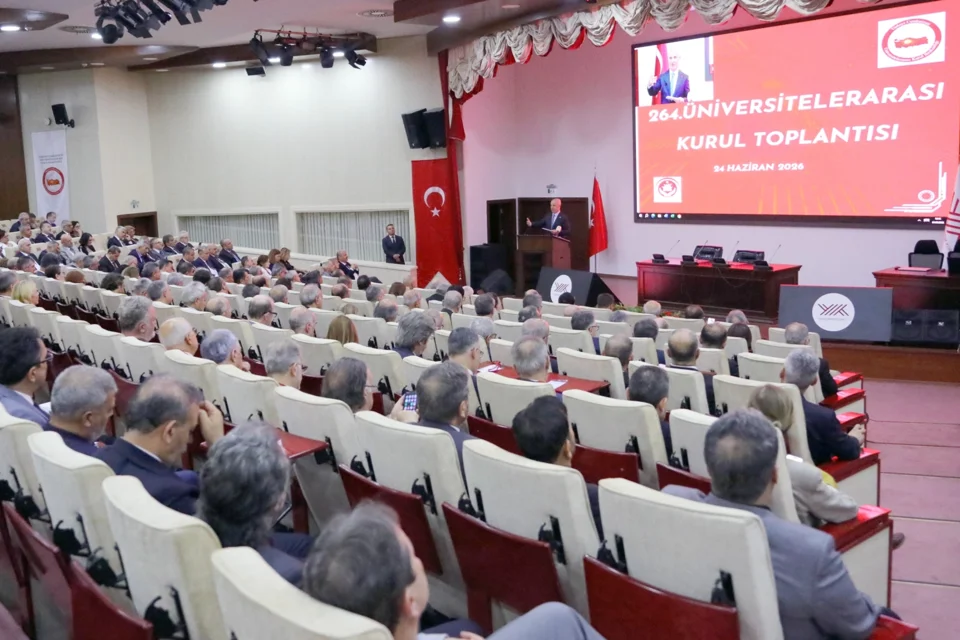 YÖK Başkanlığı'nda Üniversite Rektörleri Buluştu: Yükseköğretimin Geleceği Şekillendi