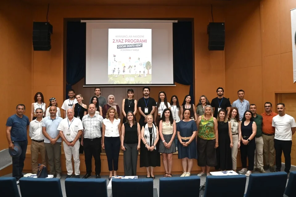 Karabağlar'da Çocuk Dostu Kentler İçin Akademik Seferberlik Başladı
