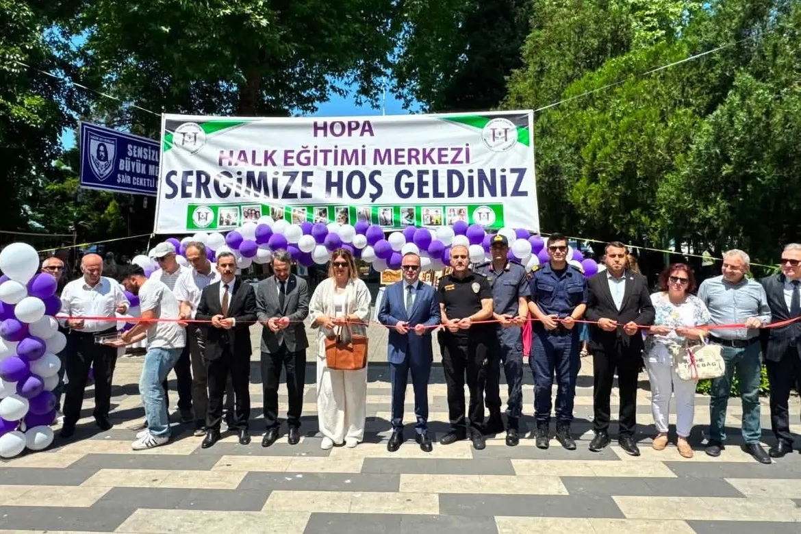 Artvin'de Yıl Sonu Sergisi: Kursiyerlerin Emeği Göz Nûru Oldu