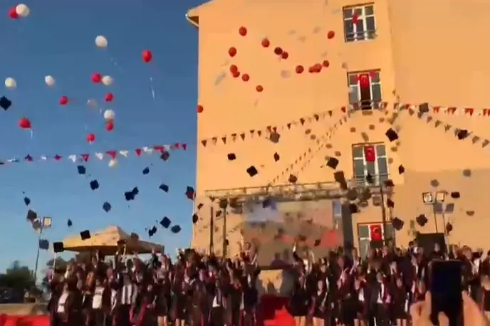 Keşan Anadolu Lisesi’nden 85 Yeni Mezun