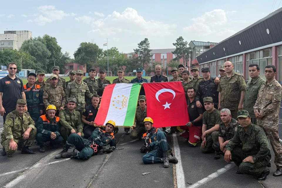 Konya İtfaiyesi'nden Tacikistan'a Yüksek Katlı Yangınlarla Mücadele Desteği