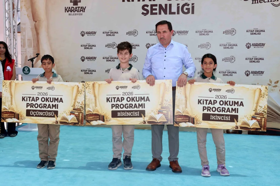 Karatay'da 3 Bin 840 Ortaokul Öğrencisine Kitap Okuma Alışkanlığı Kazandırıldı
