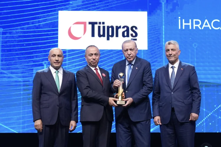 Egeli Firmalar İhracatta Parladı: Ege'den 11 Şirkete 12 Ödül