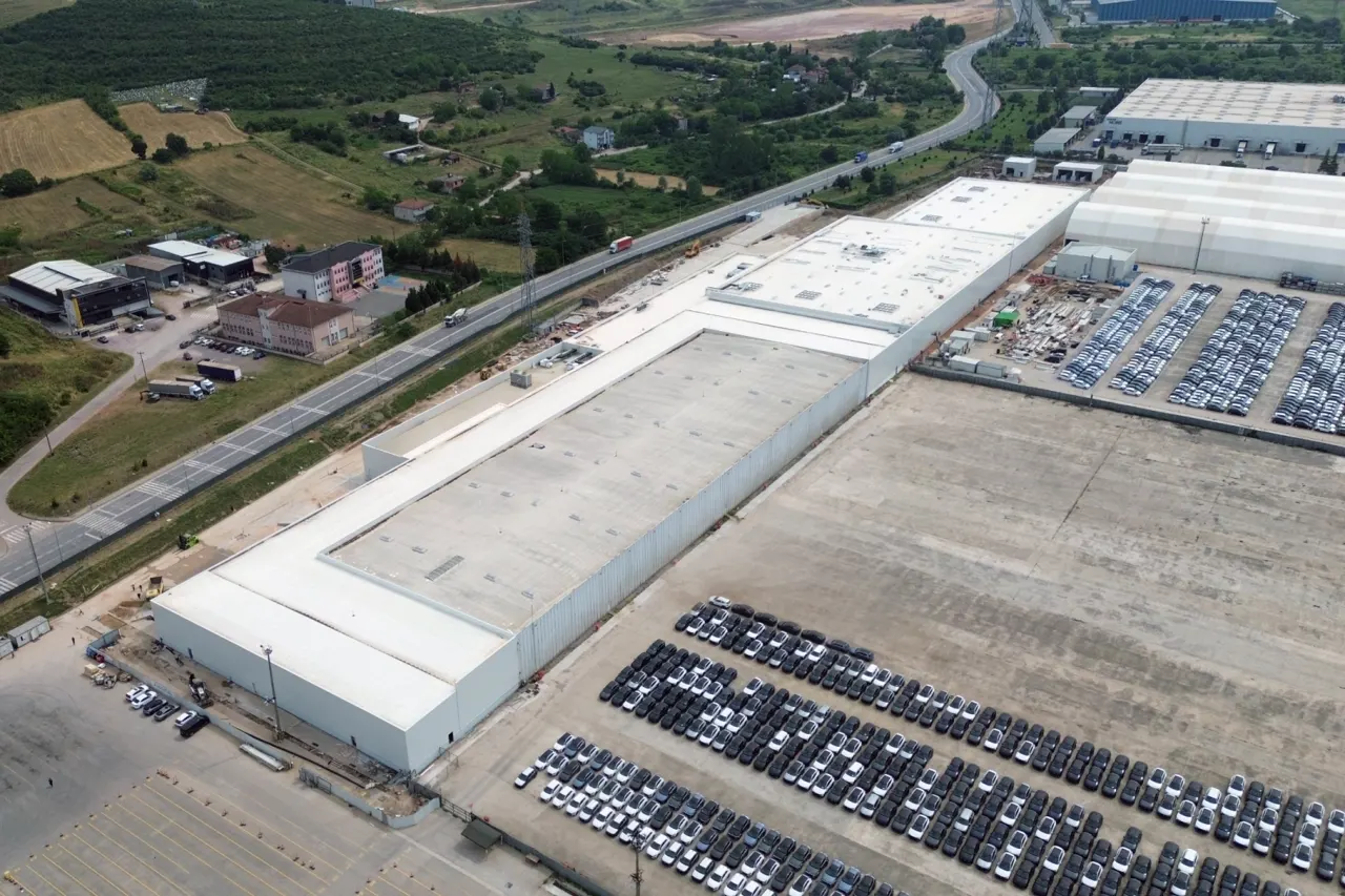 Hyundai, Türkiye'de 715 Milyon Euro'luk Yeni Batarya Fabrikası Kuruyor