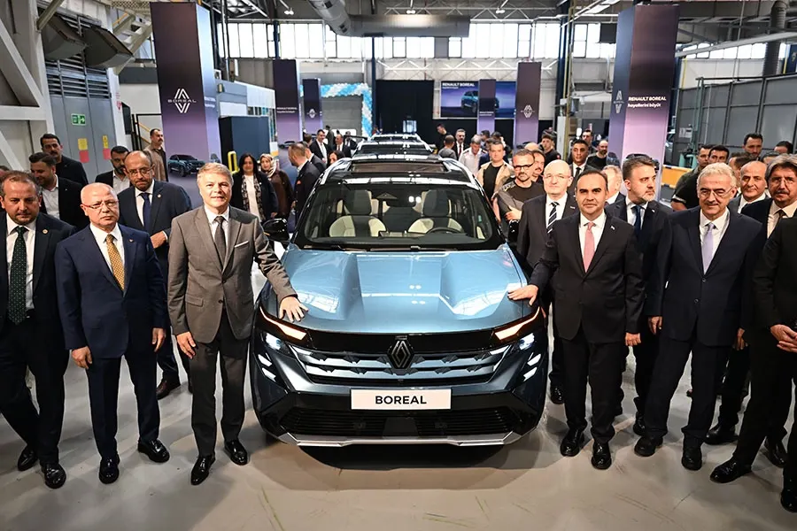 Bakan Kacır: Renault Boreal Modeli 30’dan Fazla Ülkeye İhraç Edilecek