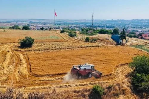 Tarımda Artan Baskı: İklim Değişikliği ve Kaynak Verimliliği Üretimin Geleceğini Şekillendiriyor