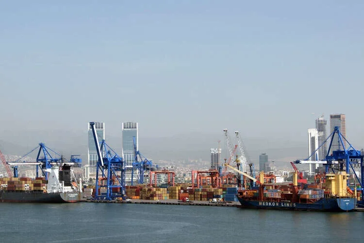 Haziran'da Dış Ticaret Hacmi Yükseldi: İhracat 24,9 Milyar Dolara Ulaştı