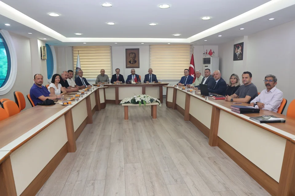 Salihli'de Jeotermal Sera OSB'de İlk Adımlar Atıldı: Yönetim ve Denetim Kurulları Oluşturuldu