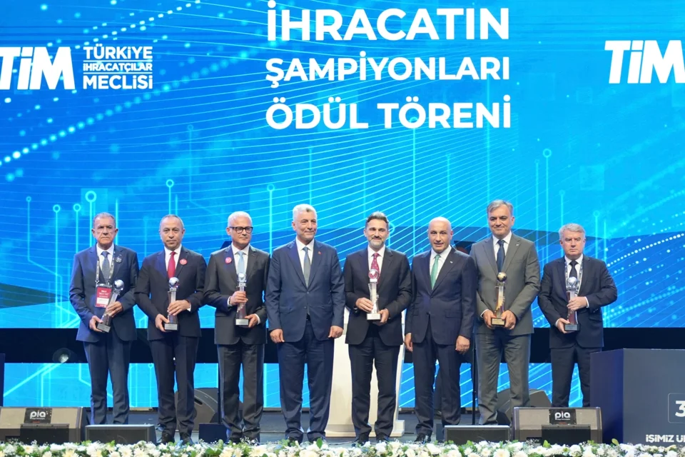 Egeli Firmalar İhracatta Parladı: Ege'den 11 Şirkete 12 Ödül