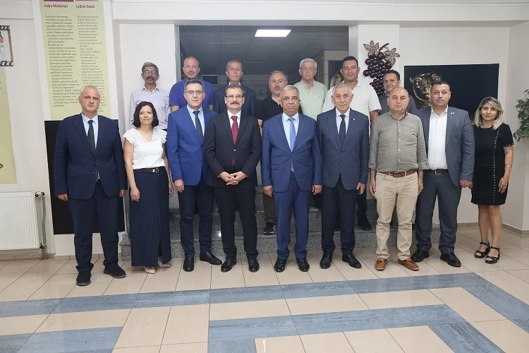 Salihli Tarıma Dayalı İhtisas OSB'de Yönetim Yapılanması Tamamlandı: İstihdam Hedefi 3 Bin Kişi