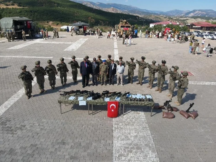 Türk Kara Kuvvetleri 2235 Yaşında: Gölcük'te Coşkulu Kutlama