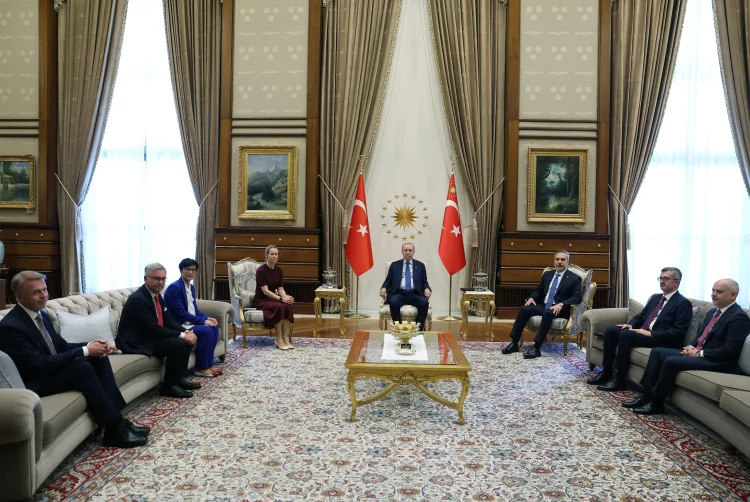 Erdoğan ve AB'nin Dış Politika Şefi Kallas Ankara'da Görüştü: Türkiye-AB İlişkileri ve Bölgesel Gelişmeler Masada