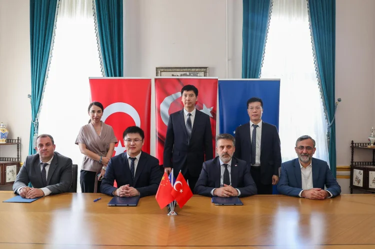 BursaRay Filosu Genişliyor: 40 Yeni Hafif Raylı Sistem Aracı Devreye Alınıyor