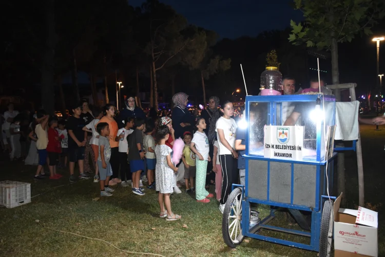 İznik’te Yaz Etkinlikleri Animasyon Gösterimiyle Başladı