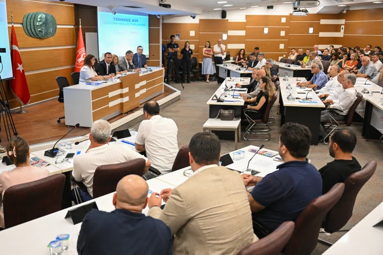 Bornova'nın Üç Vizyon Projesi Ulusal Sahneye Çıkıyor