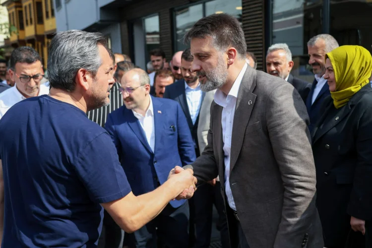 Bursa'da Yangın Faciası Sonrası Kayhan Çarşısı Esnafı İçin Harekete Geçildi