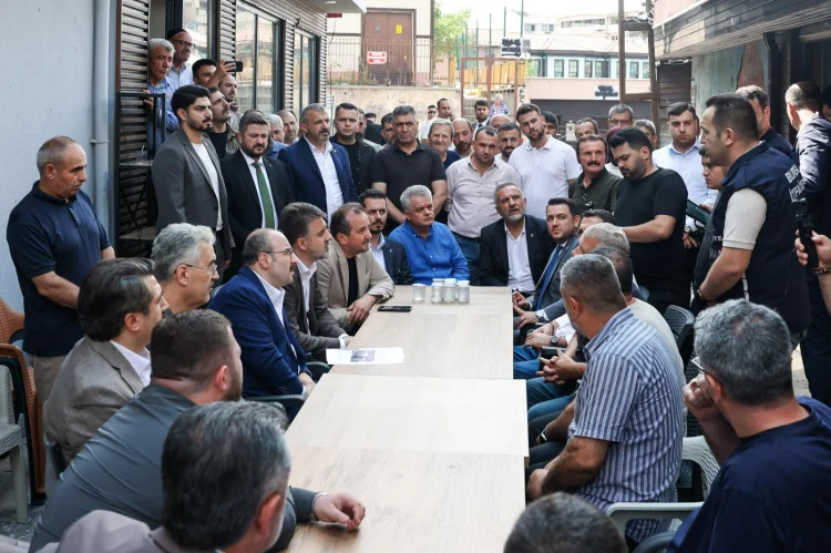 Bursa'da Yangın Faciası Sonrası Kayhan Çarşısı Esnafı İçin Harekete Geçildi