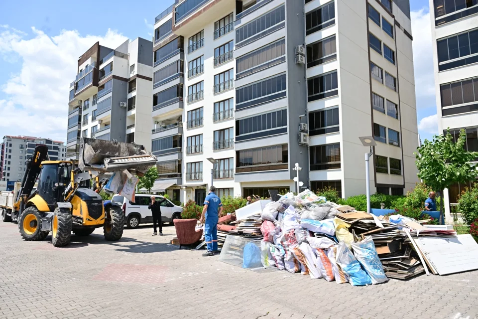 Yıldırım Belediyesi’nden Yangından Etkilenen Ailelere Destek