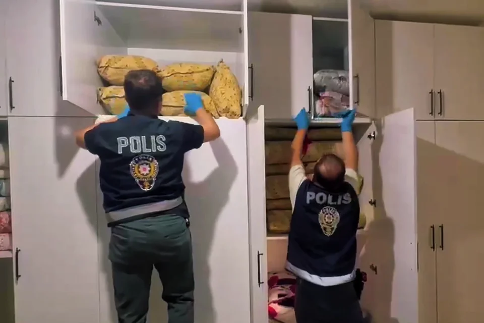Şanlıurfa Merkezli 11 İlde Uyuşturucu Operasyonu: 35 Suç Örgütü Çökertildi