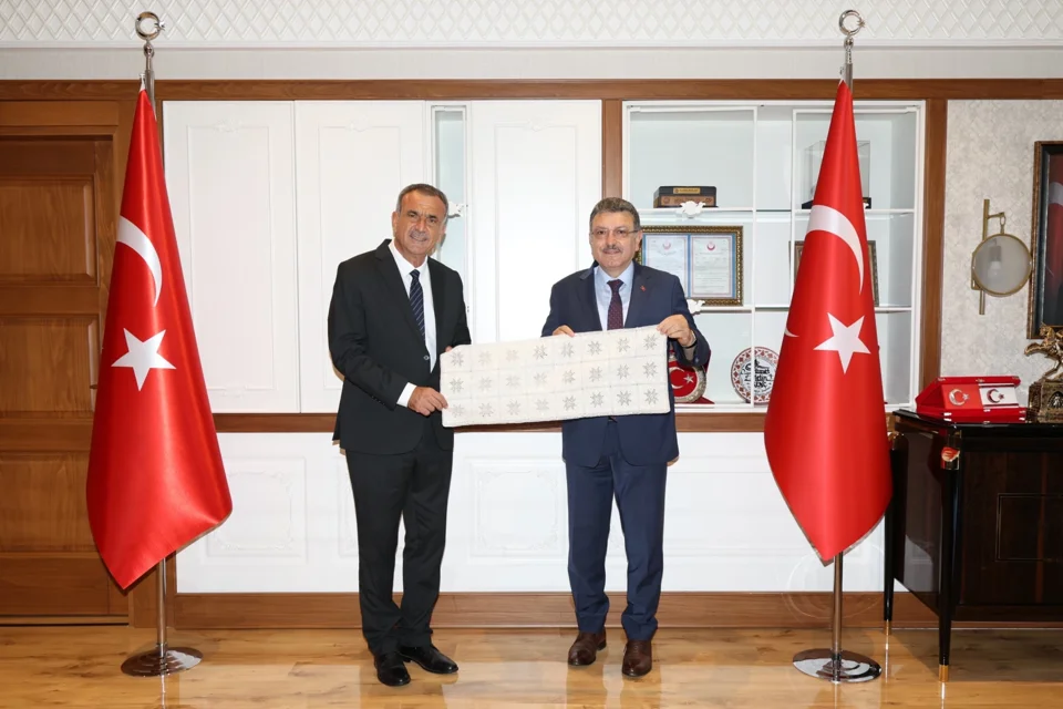Trabzon ve Gazimağusa Kardeş Şehir Oldu: Tarihi Bağlar Resmiyet Kazandı