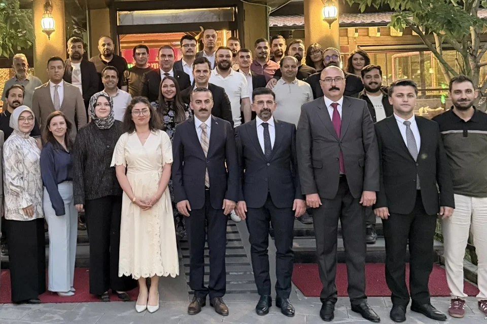 Ağrı Barosu'ndan Ayrılan Yargı Mensuplarına Veda