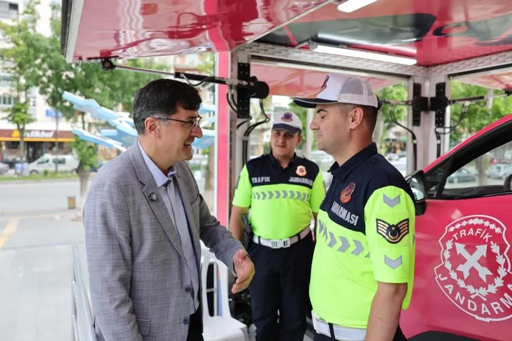 Kütahya'da Trafik Güvenliği Simülasyonlarla Anlatıldı