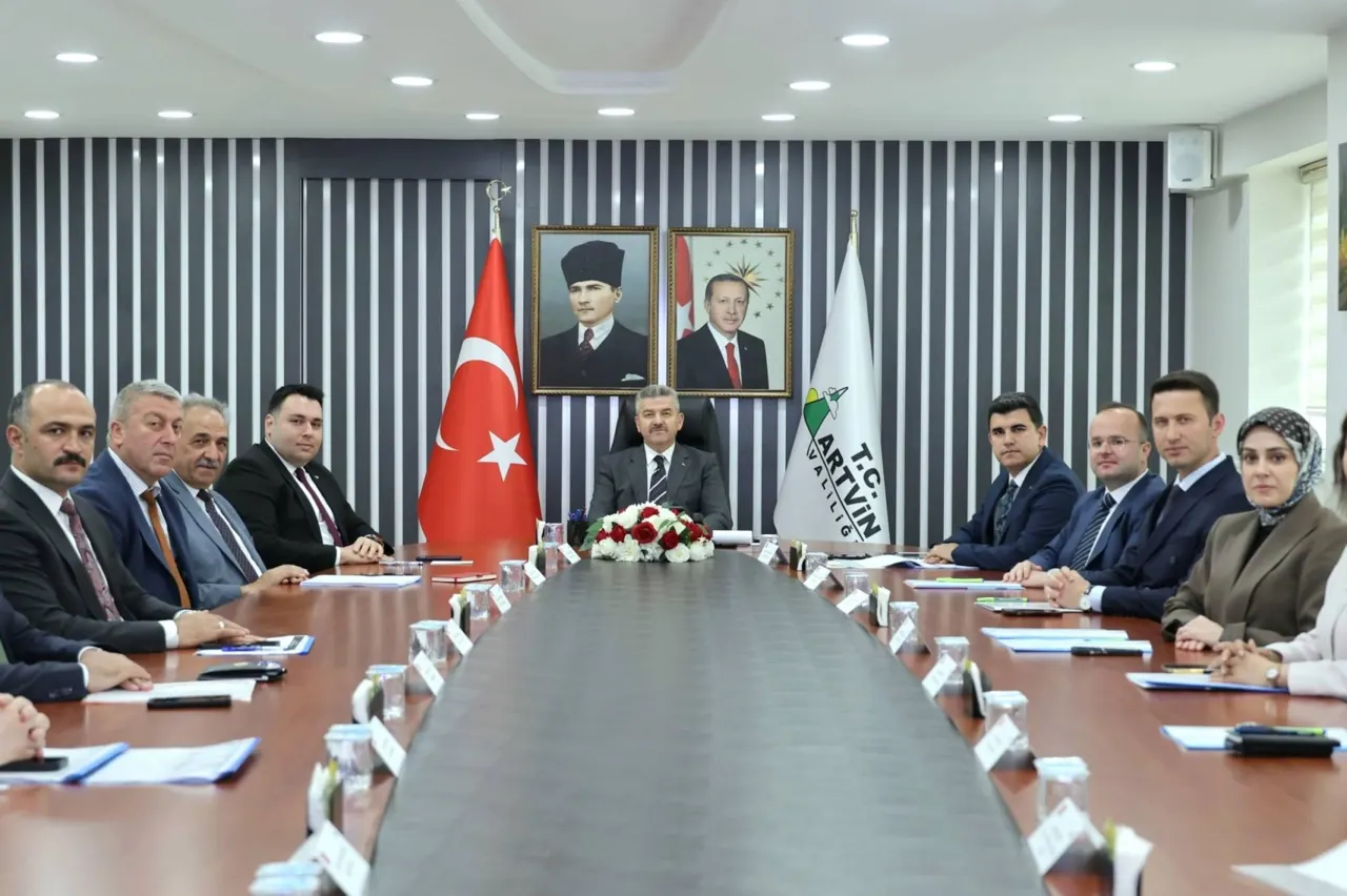 Artvin'e KÖYDES Projeleri İçin 184 Milyon TL'nin Üzerinde Ödenek Tahsis Edildi