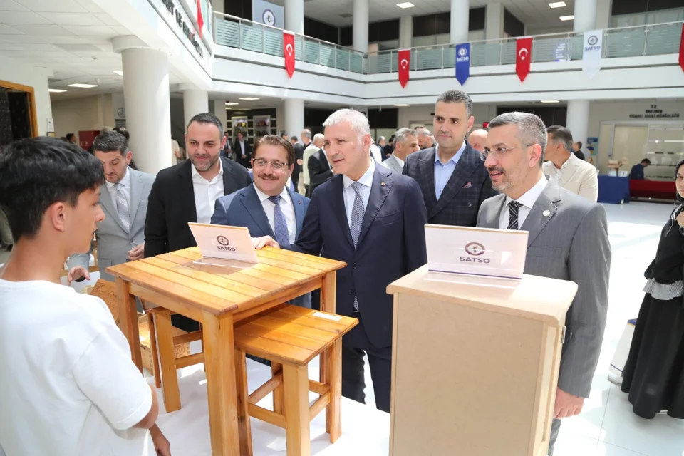 Sakarya'da Ahşap Oyuncak ve Dönüşüm Tasarım Yarışması Sona Erdi