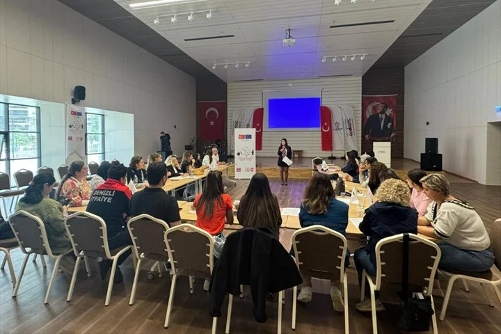 Denizli'de Toplumsal Eşitlik İçin Yeni Yönetmelik: Dezavantajlı Gruplara Yönelik Kapsayıcı Hizmetler Kurumsallaşıyor