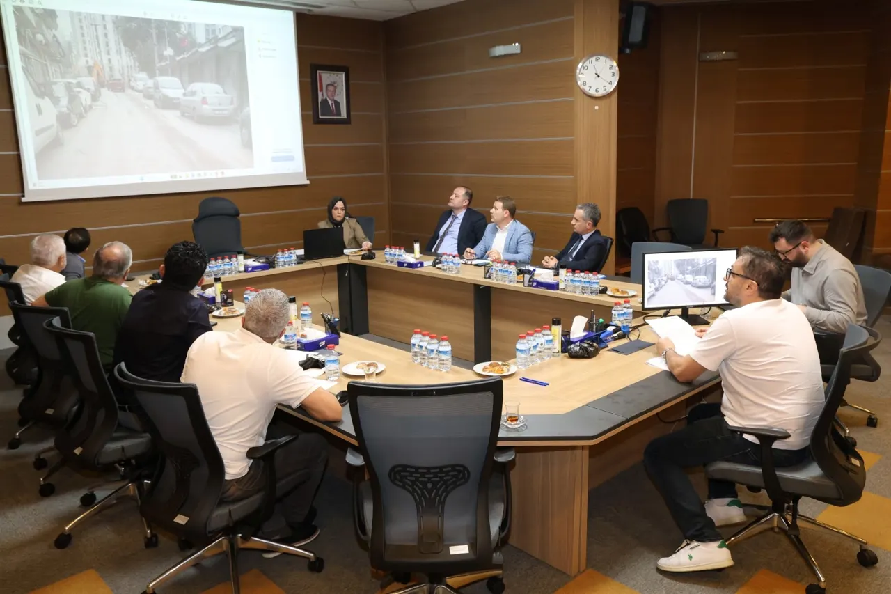 Kocaeli'de Denetimler Sonucu 88 Şoföre ve 23 Markete Toplam 411 Bin Lira Ceza