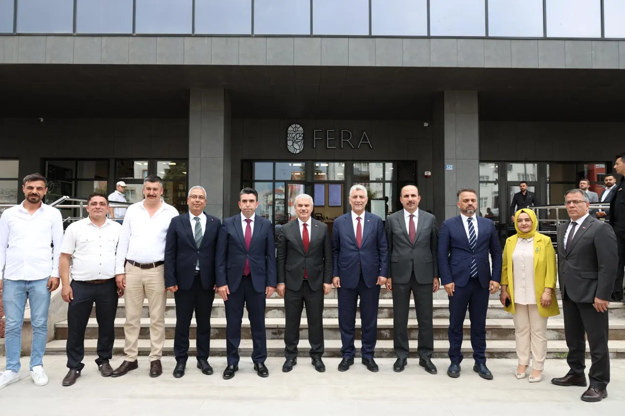 Bakan Bolat, Ereğli'deki Gençlik Kampüsü'nü İnceledi