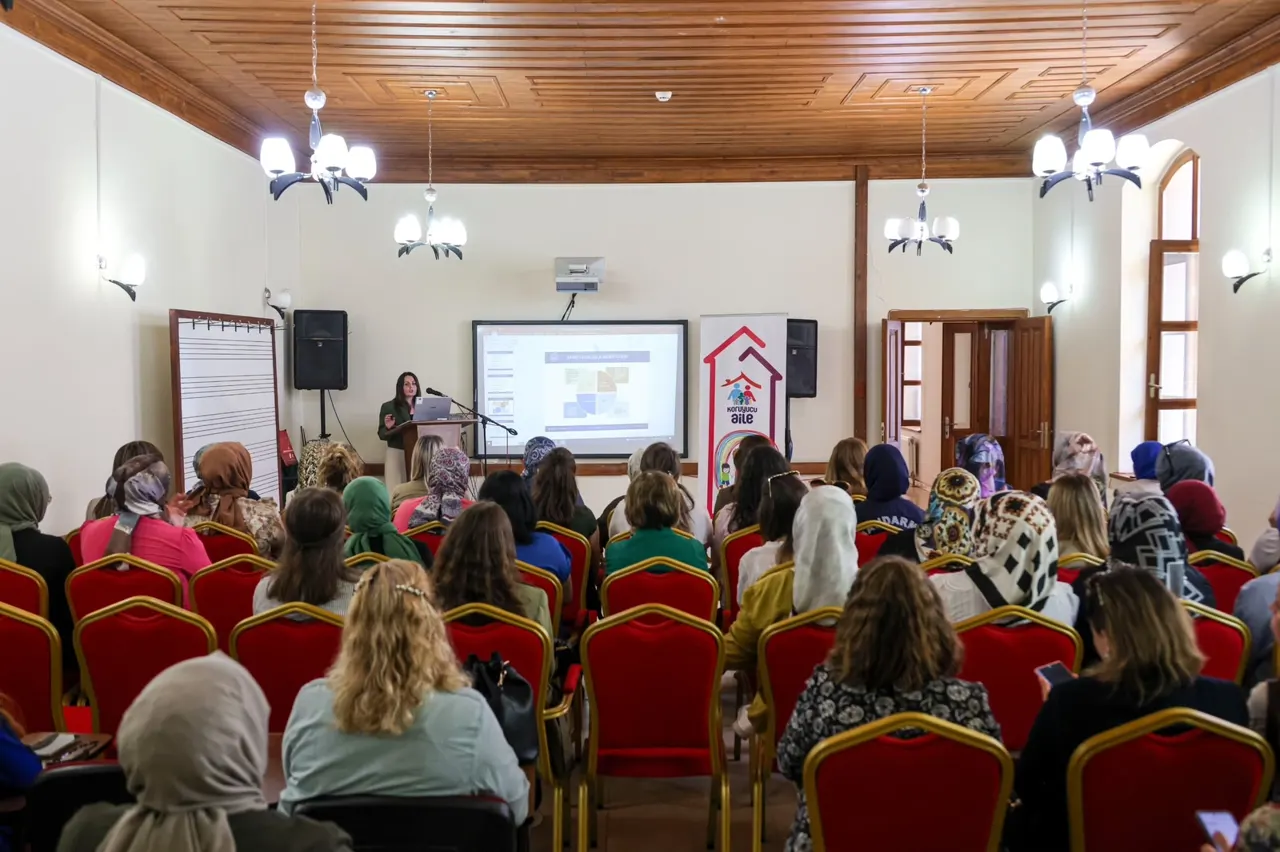 Bilecik’te Çocuklar İçin Aile Yanı Bakım Farkındalık Etkinliği