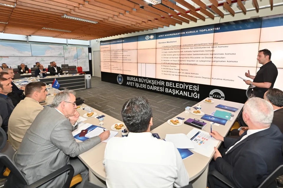 Bursa'da Afet Hazırlığı AKOM'da Değerlendirildi