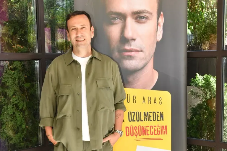 Özgür Aras’ın Geliri TOÇEV’e Bağışlanacak Yeni Kitabı Tanıtıldı