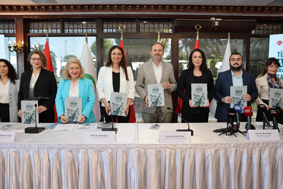 Yeşilay'dan Alkol Kullanımı Raporu: Başlama Yaşı 19,4