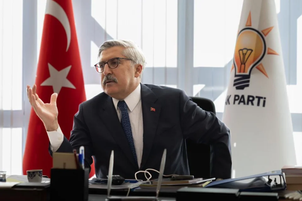 Yayman'dan Özgür Özel'e Eleştiri: "Türkiye'nin İç Meselesi Yabancı Basında Tartışılmamalı"