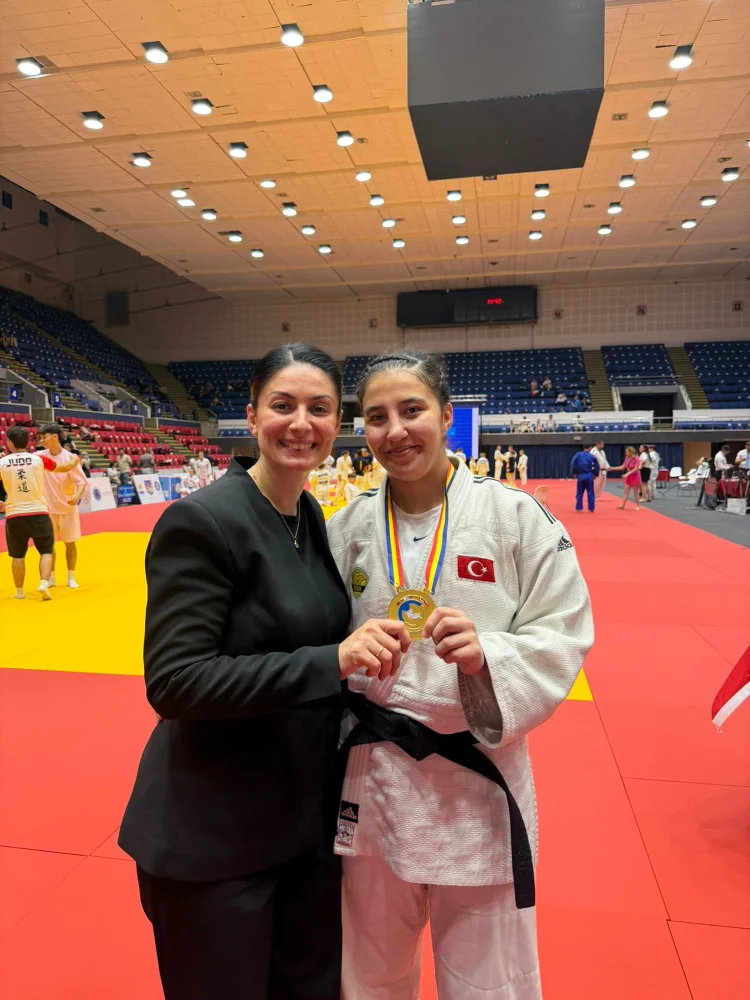 Konyalı sporcular gururlandırıyor