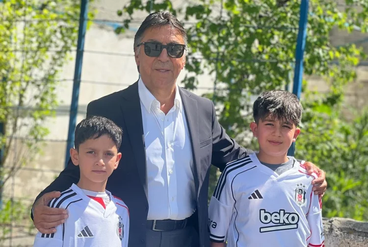 Ağrılı Çocuğun Beşiktaş Forması Hayali Gerçek Oldu: Seyit Ateş Sözünü Tutmuştu