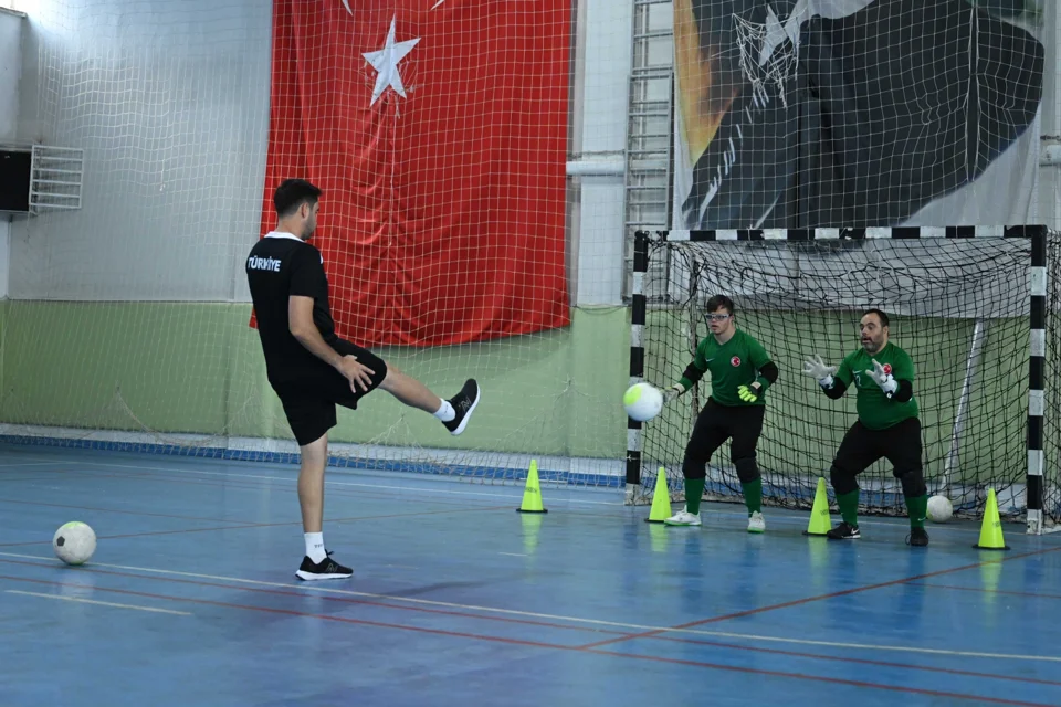 Down Sendromlular Futsal Milli Takımı, Dünya Kupası İçin Konya'da Hazırlandı
