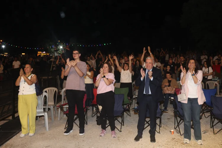 Musa Eroğlu, Nilüfer Caz Festivali'nde unutulmaz bir gece yaşattı