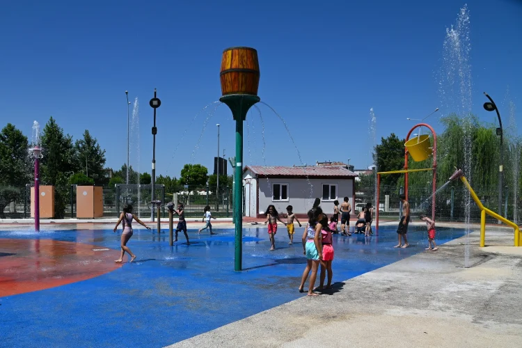 Manisa'da Çocuklar İçin 'Fresh Park' Yaz Boyunca Açık