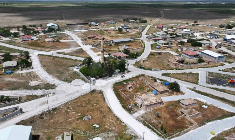 Karatay'da Yayla Yolları Parkeyle Yenileniyor