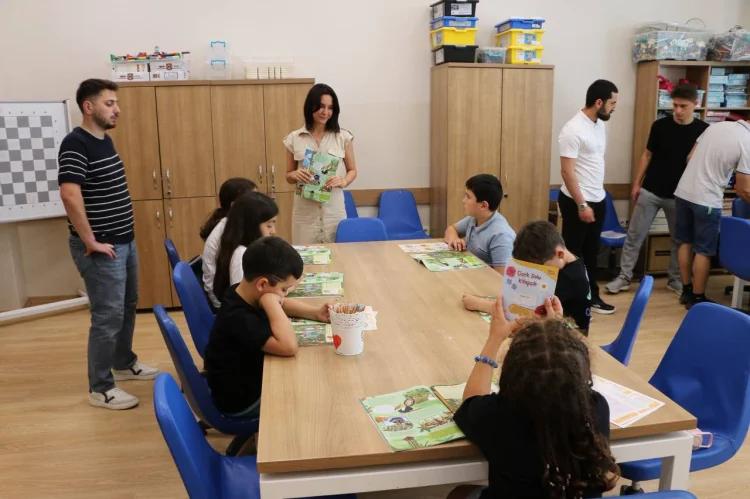 Sakarya'da Minik Mucitler Bilim Atölyesinde Bilimle Buluştu