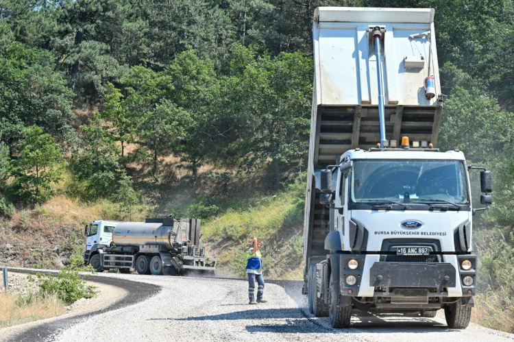 Bursa Orhaneli'de Mahalle Yolları Yenileniyor: Ulaşım Konforu Artıyor