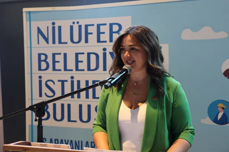 Nilüfer Belediyesi İstihdam Buluşması'nda İş Arayanlar ve İşverenler Bir Araya Geldi