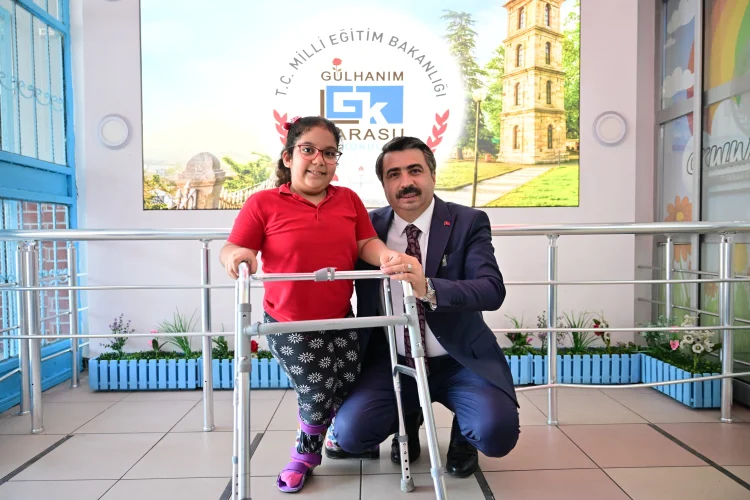 Yıldırım'da Karne Heyecanı: Başkan Yılmaz'dan Öğrencilere Tatil Müjdesi