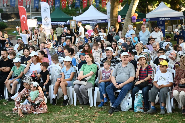 Bursa'da Fetih Coşkusu İlçe Şenlikleriyle Başladı