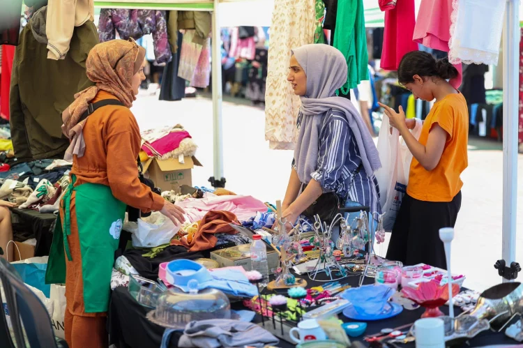 Bakırköy'de İkinci El Ürün Festivali: "YenidenFest" Dayanışmayı ve Geri Dönüşümü Buluşturdu