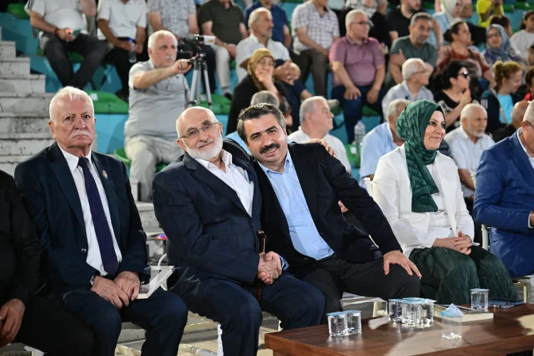 Bursa Yıldırım'da Aşıklık Geleneğine Vefa: Hüseyin Sümmanioğlu Anıldı