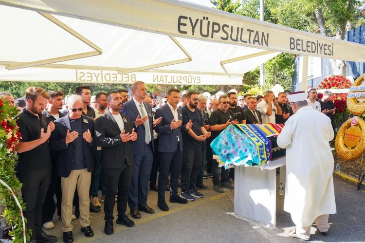 Beylikdüzü Çocuk Meclisi'nin İlk Başkanı Suzan Rüya Balçık Trafik Kazasında Vefat Etti